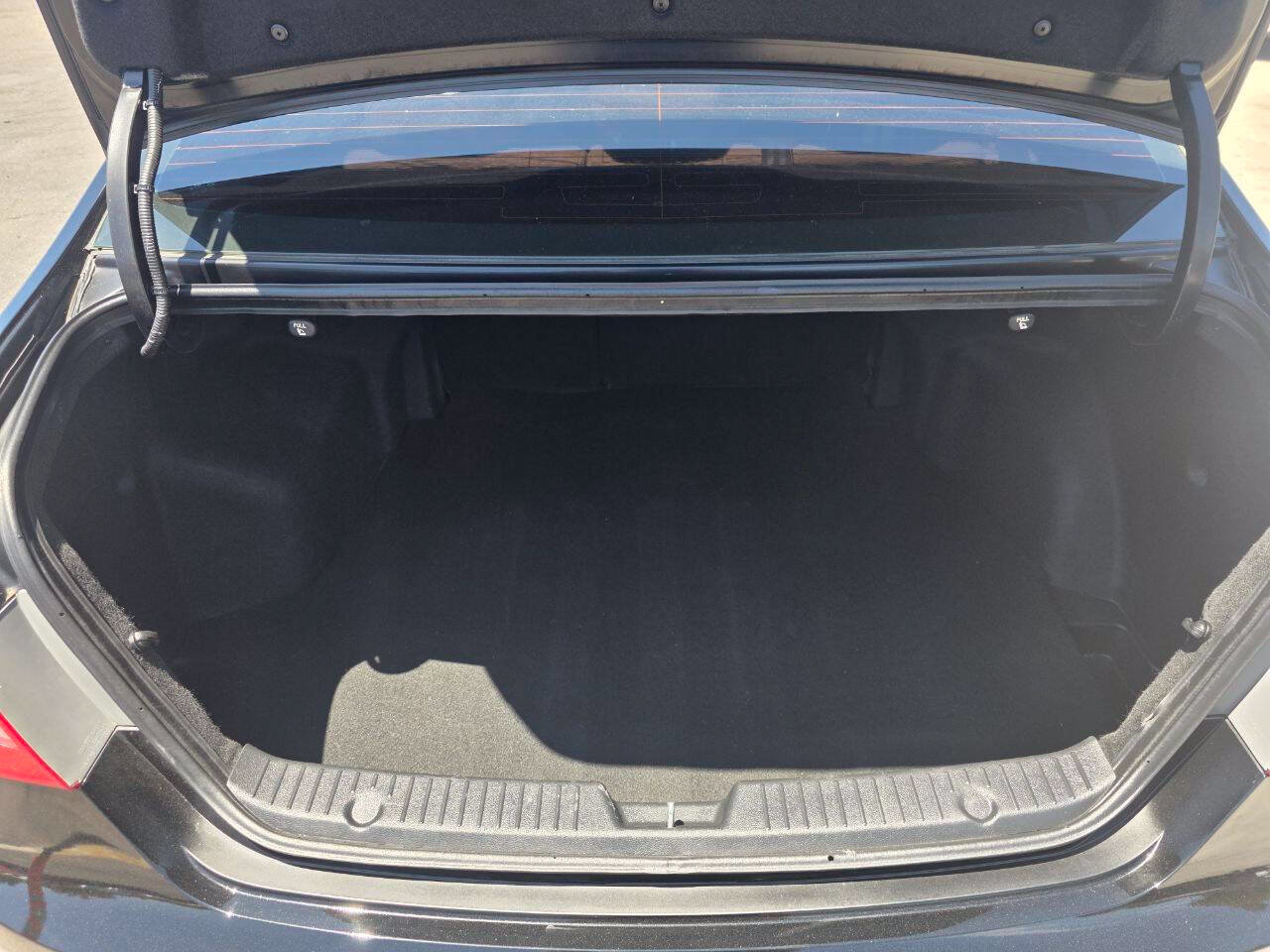 Used 2011 Hyundai Sonata Limited FWD image 14
