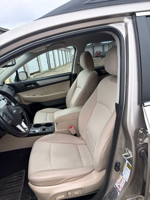 Used 2015 Subaru Outback 2.5i Premium AWD/4WD image 7