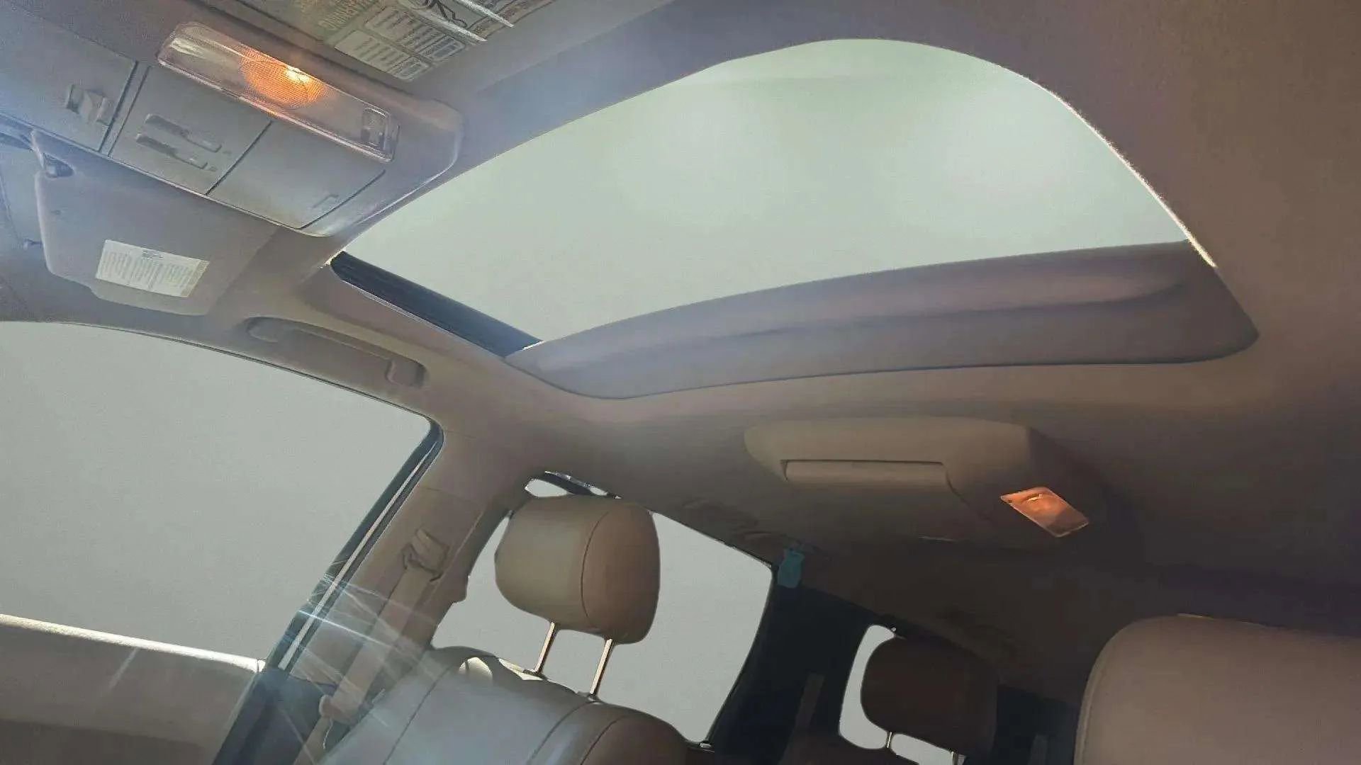 Used 2016 Toyota Sequoia Platinum image 44