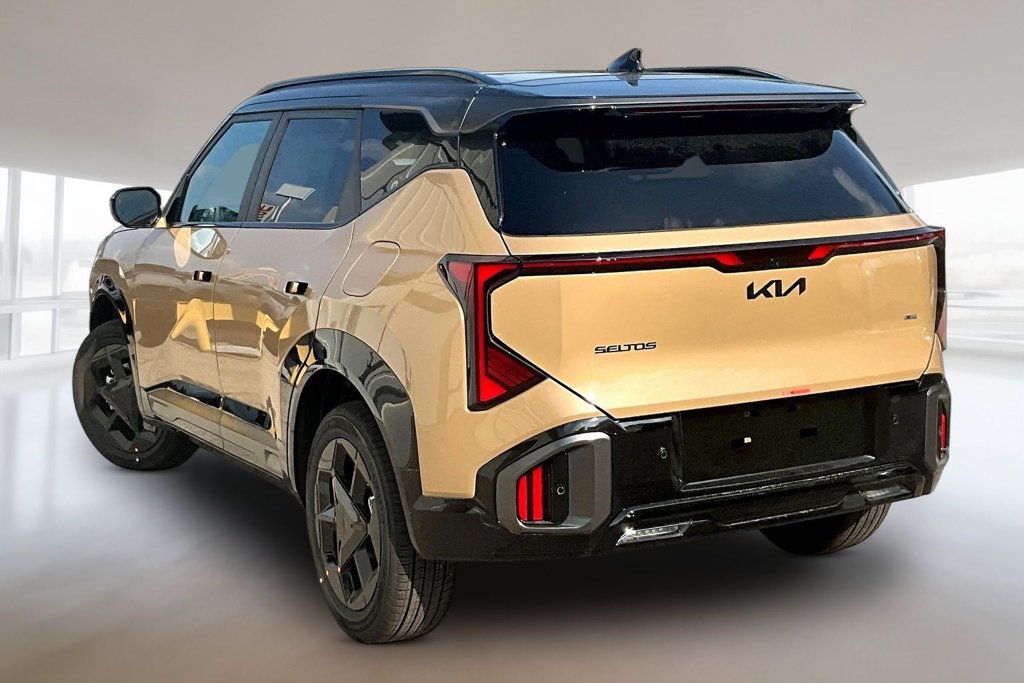 New 2027 Kia Seltos X-Line S AWD/4WD image 3