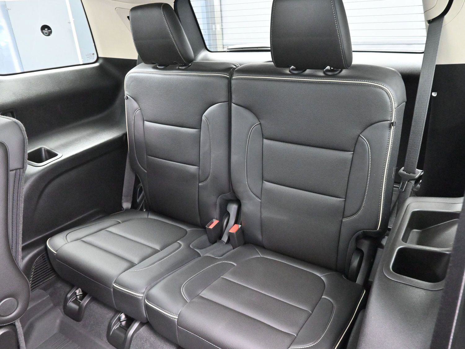 Used 2023 GMC Acadia Denali w/ LPO, Floor Liner Package image 32