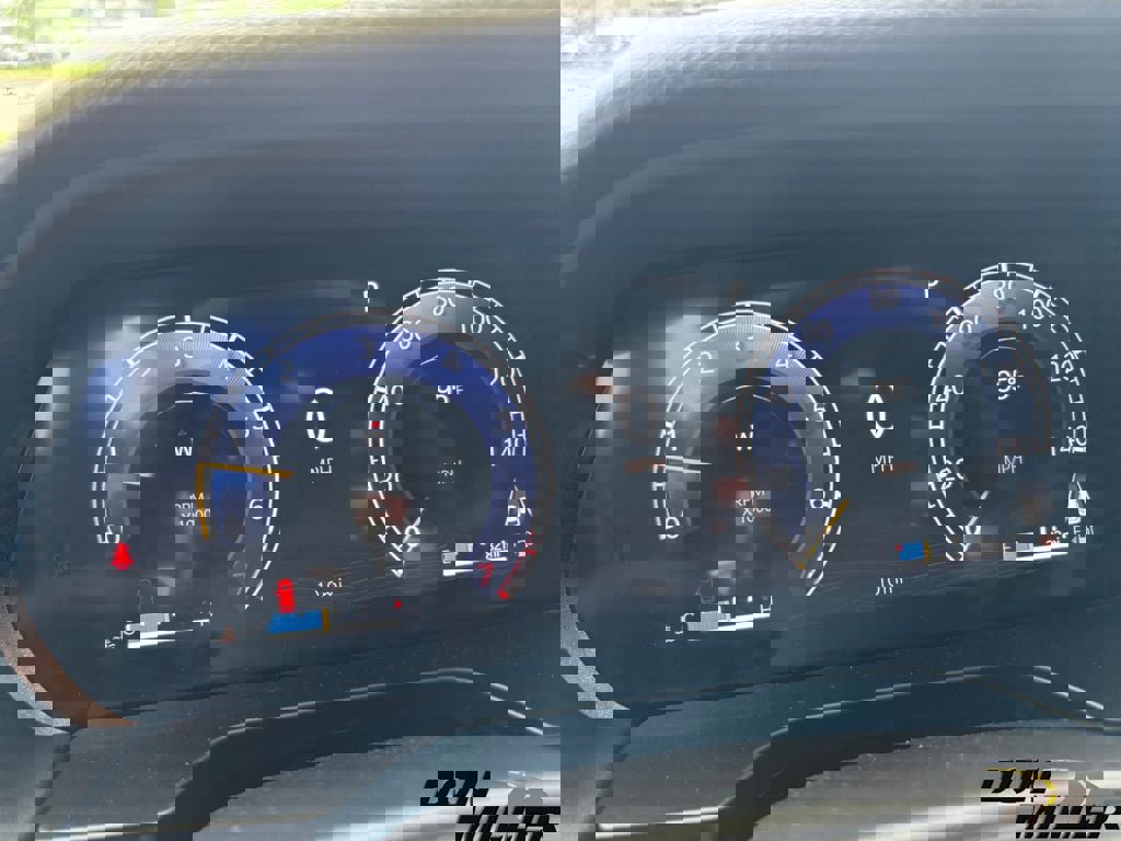 New 2025 Jeep Grand Cherokee L Laredo image 15