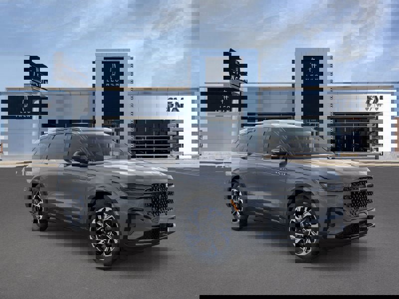 New 2025 Lincoln Nautilus Premier w/ Equipment Group 102A image 7