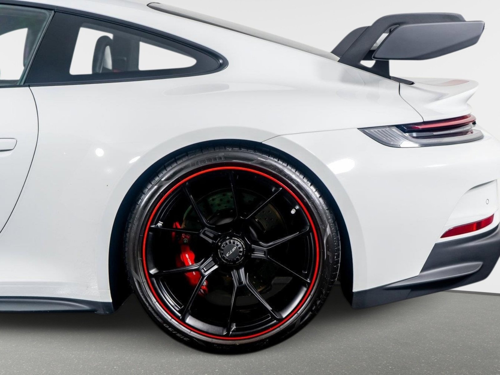 Used 2022 Porsche 911 GT3 RWD image 17
