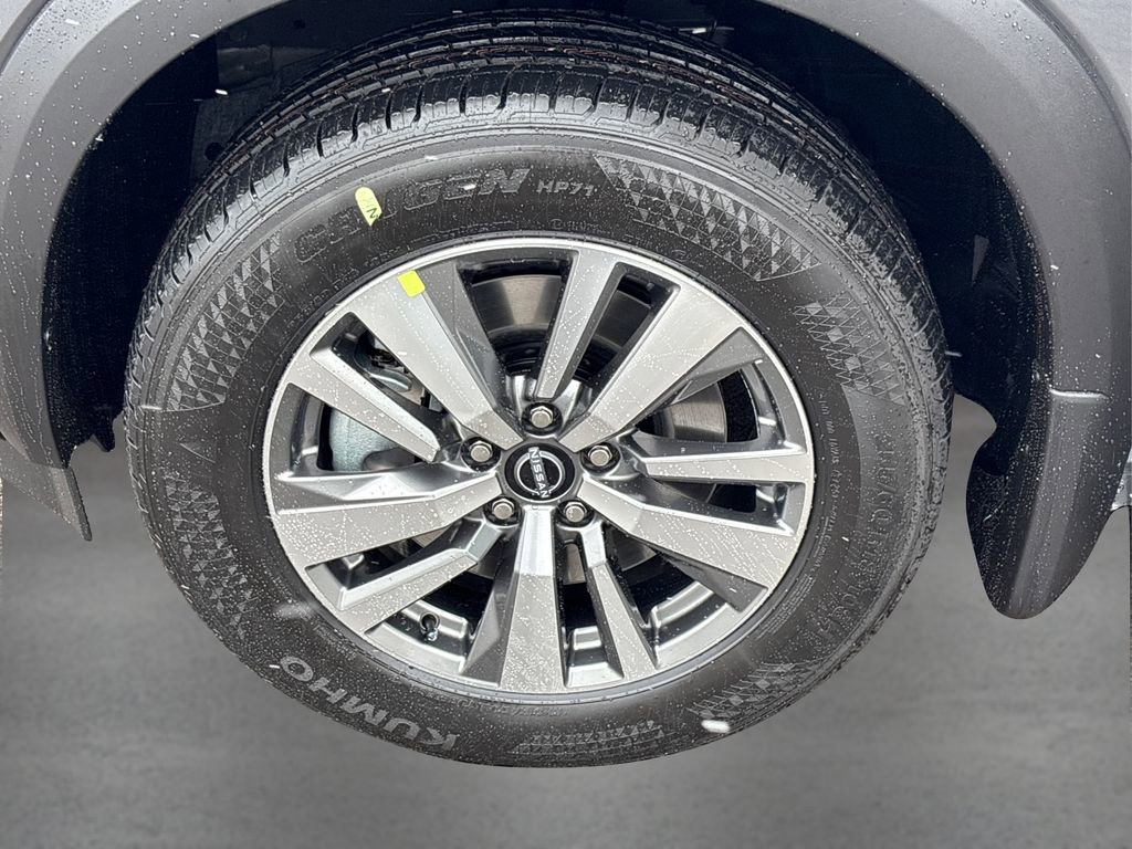 New 2025 Nissan Pathfinder SL image 12