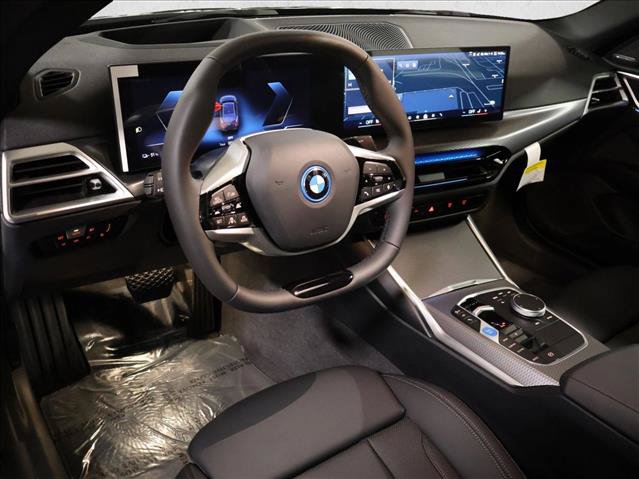 Used 2026 BMW i4 xDrive40i w/ Premium Package AWD/4WD image 3