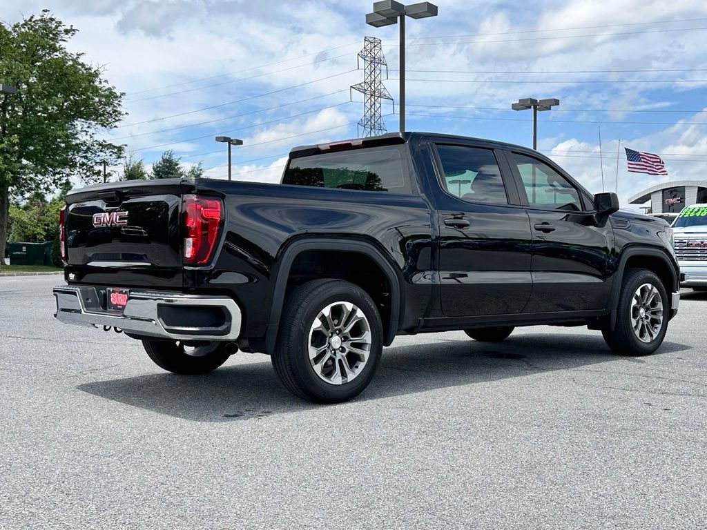 Used 2024 GMC Sierra 1500 Pro AWD/4WD image 9
