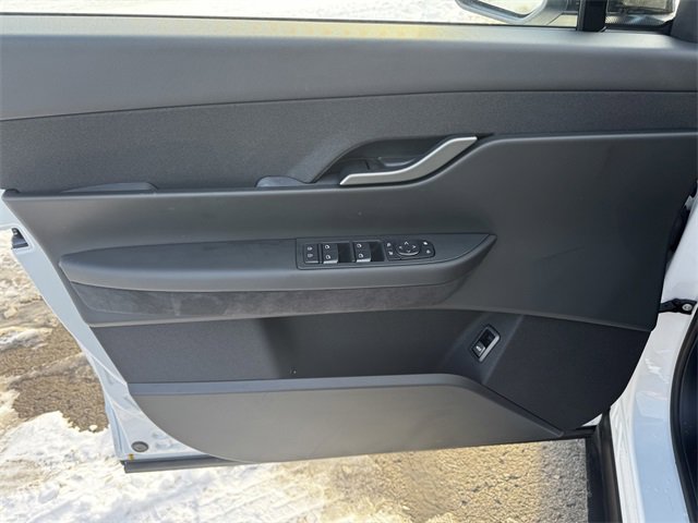 Used 2023 Fisker Ocean Extreme image 23