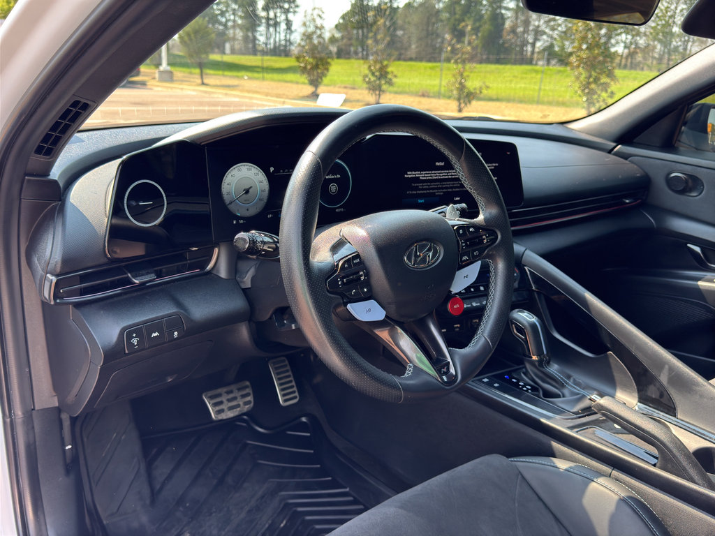 Used 2023 Hyundai Elantra N w/ Preferred Accessory Package FWD image 10