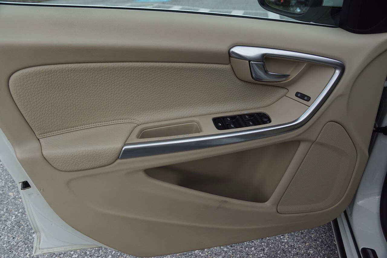 Used 2012 Volvo S60 T5 image 20