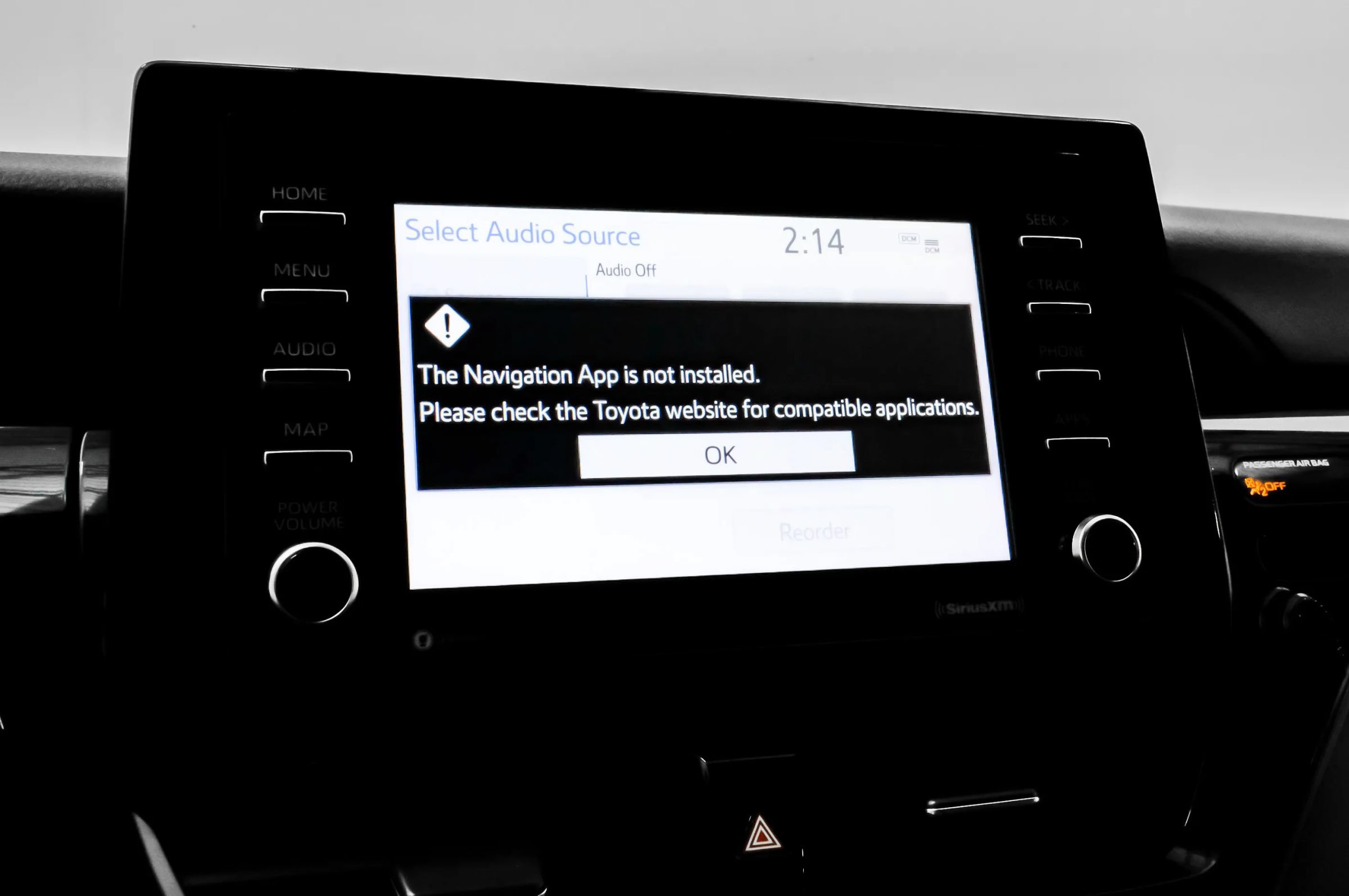 Used 2022 Toyota Camry SE FWD image 25