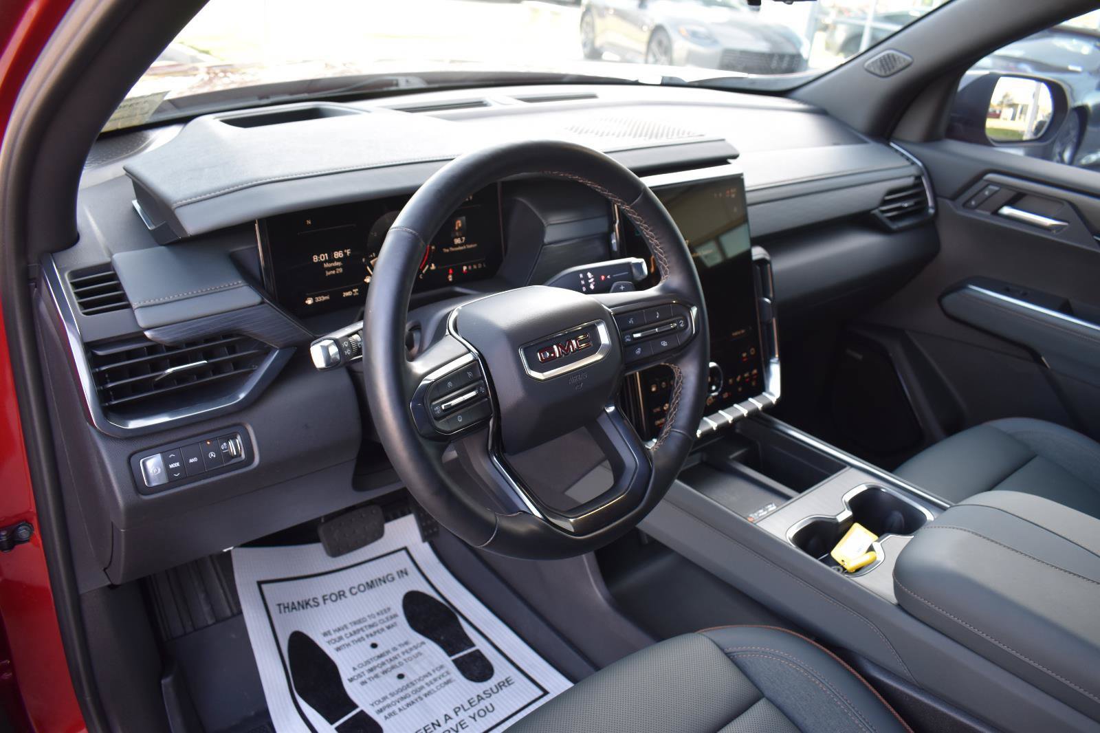 Used 2026 GMC Acadia AT4 w/ Luxury Package AWD/4WD image 29