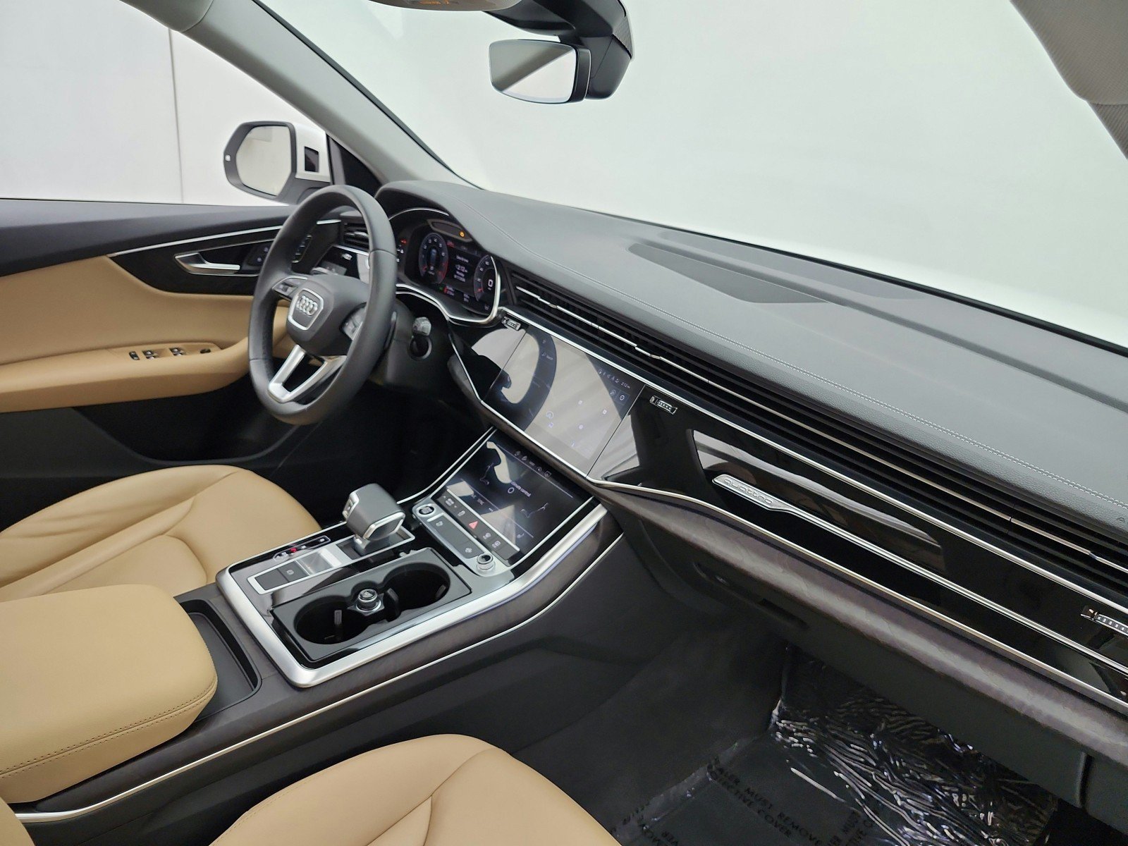 Used 2023 Audi Q8 Premium w/ Convenience Package AWD/4WD image 19