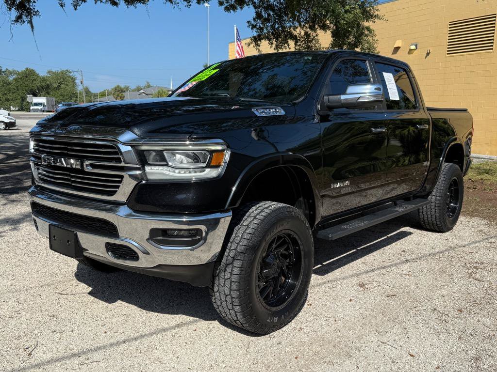 Used 2021 RAM 1500 Laramie AWD/4WD image 3