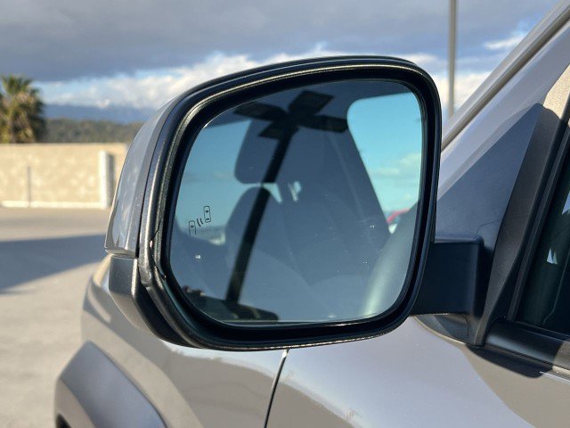 Used 2025 Toyota Tacoma TRD Off-Road image 19