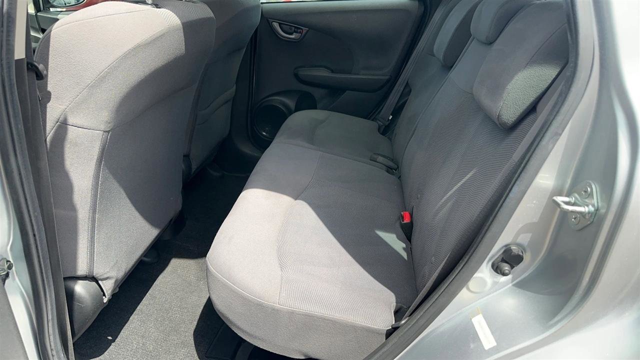 Used 2013 Honda Fit image 25