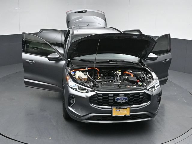 Certified 2023 Ford Escape ST-Line Elite w/ Premium Technology Package AWD/4WD image 52