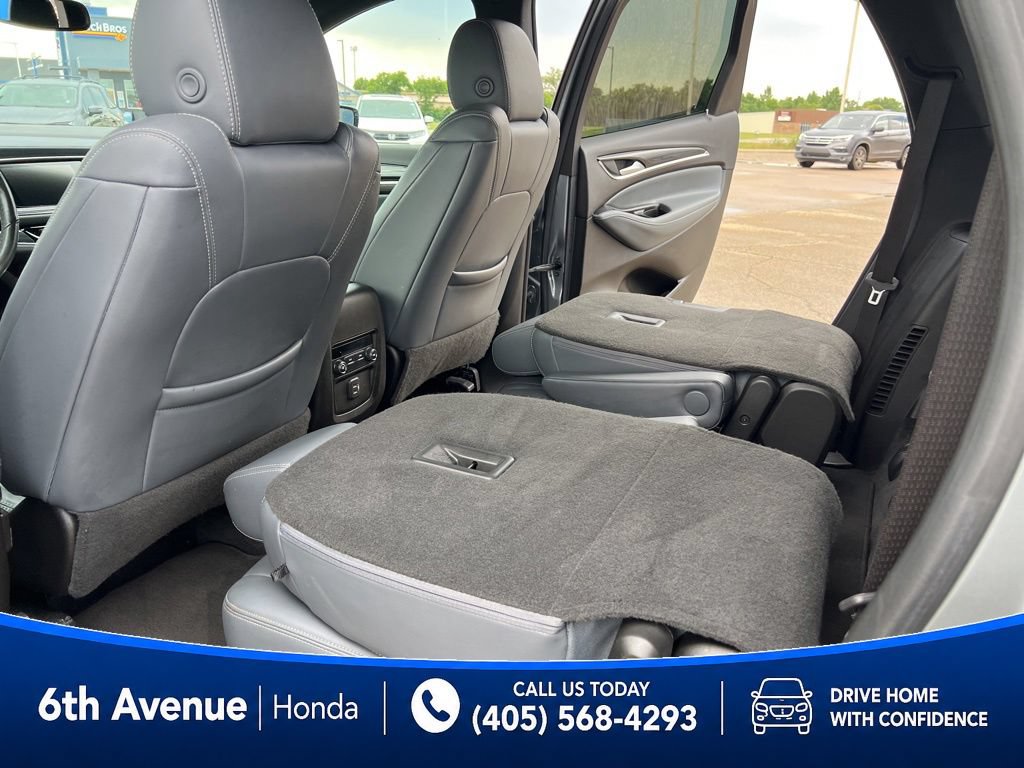 Used 2023 Buick Enclave Essence w/ Sport Touring Edition FWD image 20