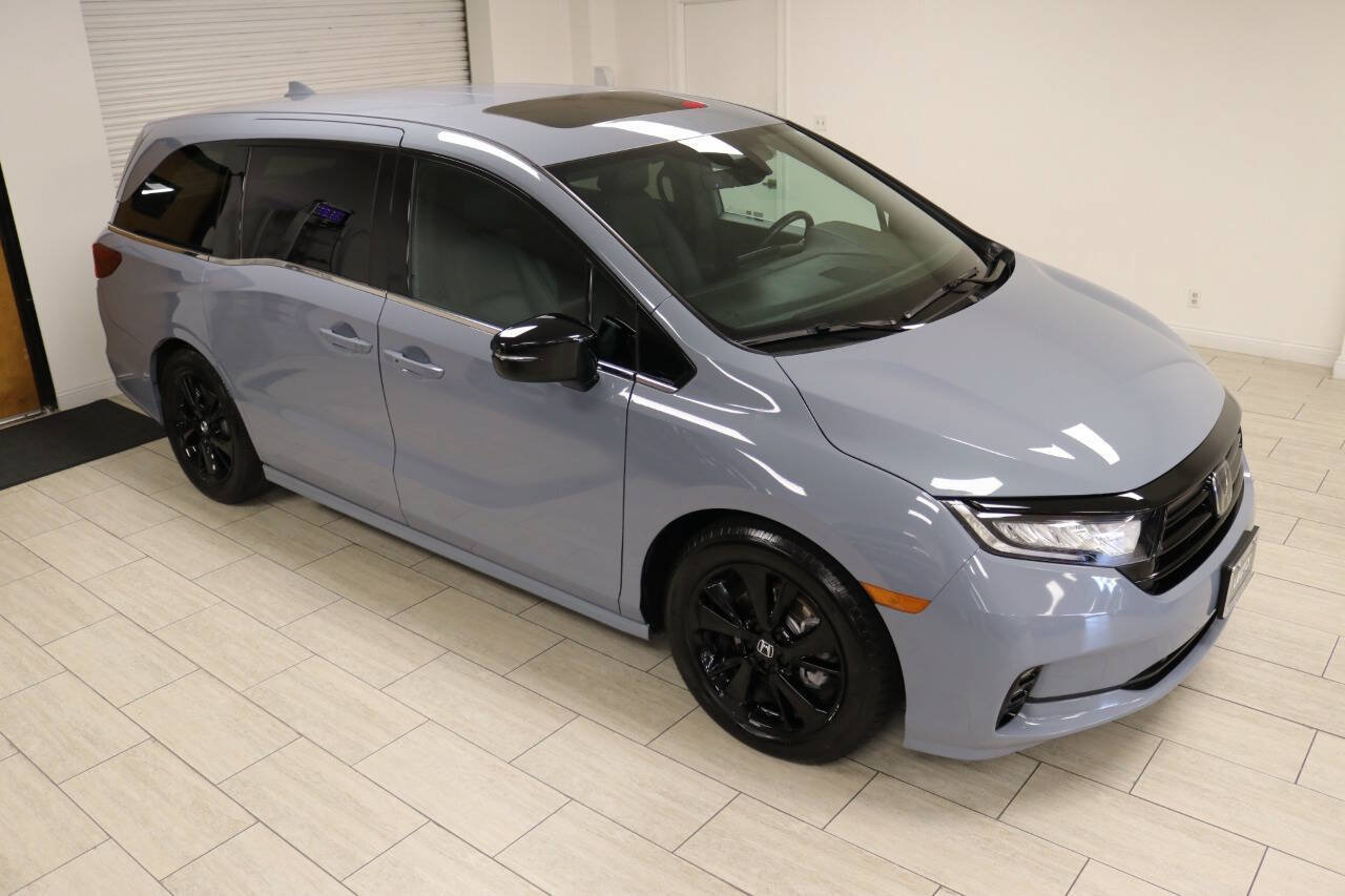 Used 2024 Honda Odyssey Sport image 99
