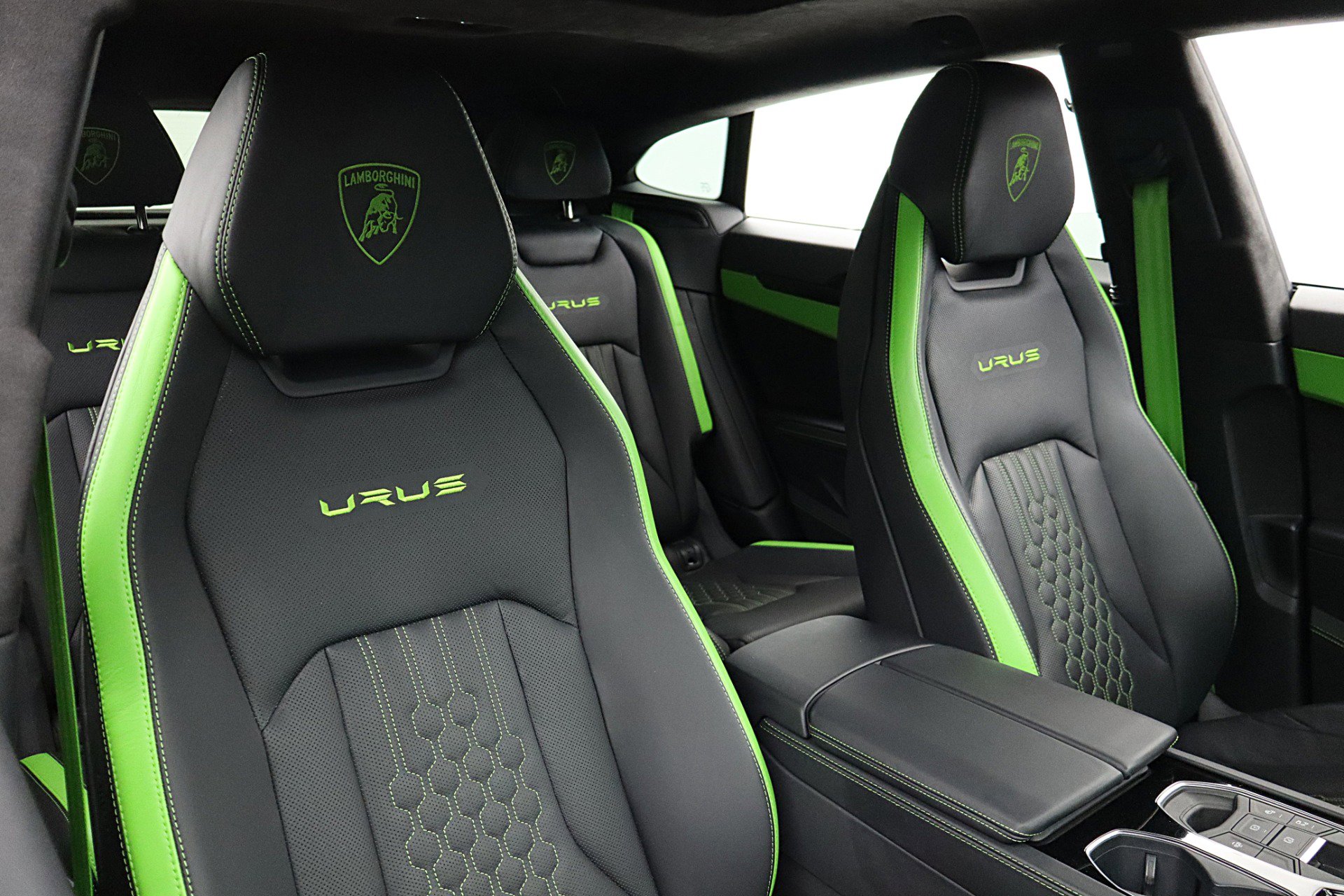 Used 2024 Lamborghini Urus S image 41