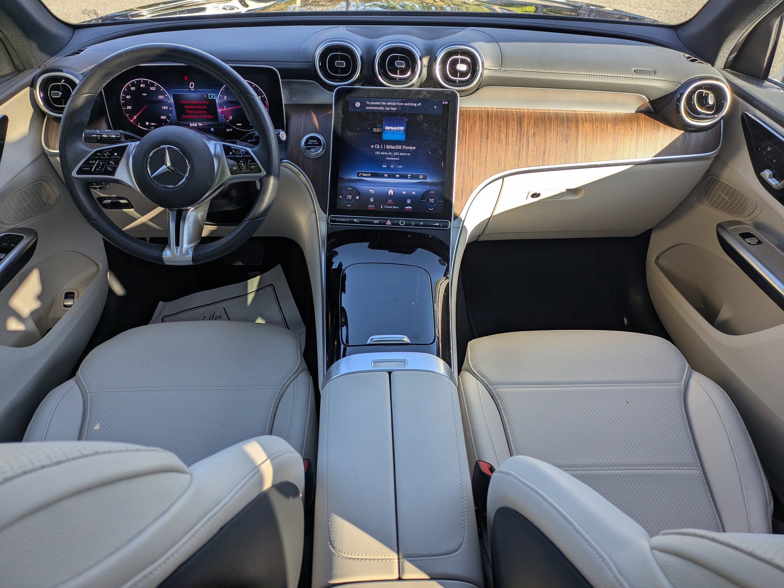 Certified 2024 Mercedes-Benz GLC 300 image 2