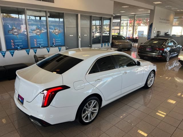 Used 2022 Cadillac CT4 Luxury RWD image 5
