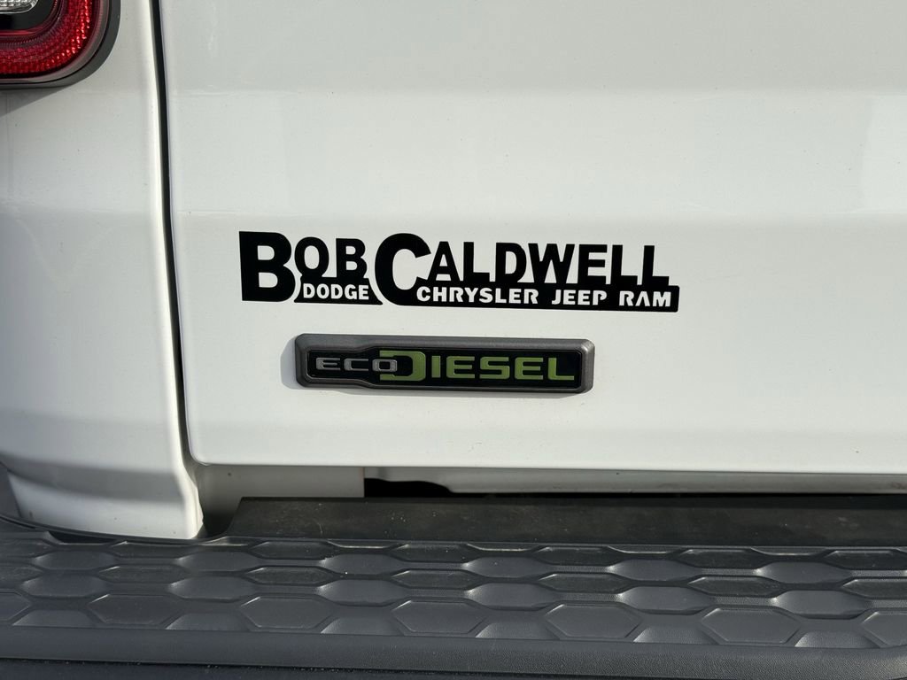 Used 2022 Jeep Gladiator Rubicon w/ Cold Weather Group image 7