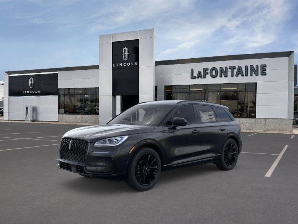 New 2025 Lincoln Corsair Reserve w/ Equipment Group 202A AWD/4WD image 1