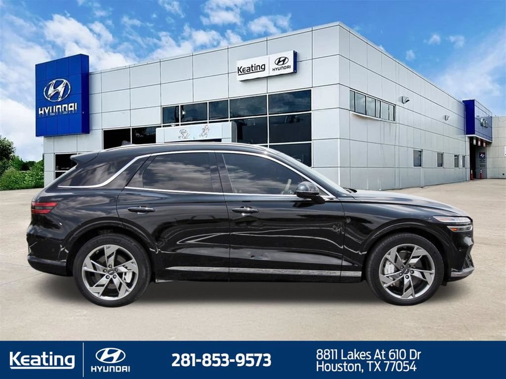 Used 2023 Genesis Electrified GV70 w/ Prestige Package AWD/4WD image 4