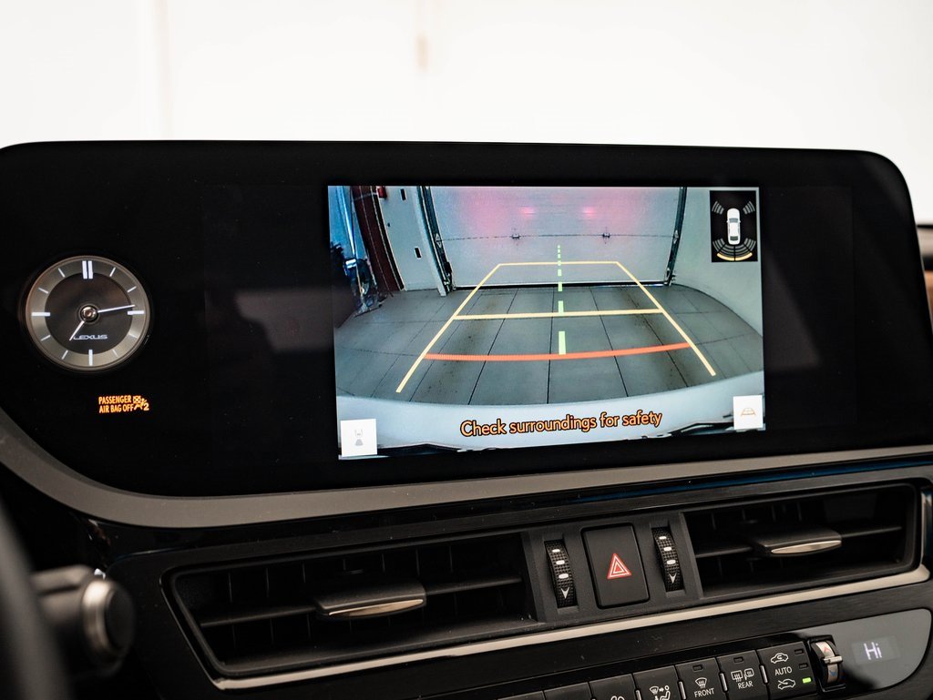 Certified 2023 Lexus ES 250 w/ Premium Package image 33