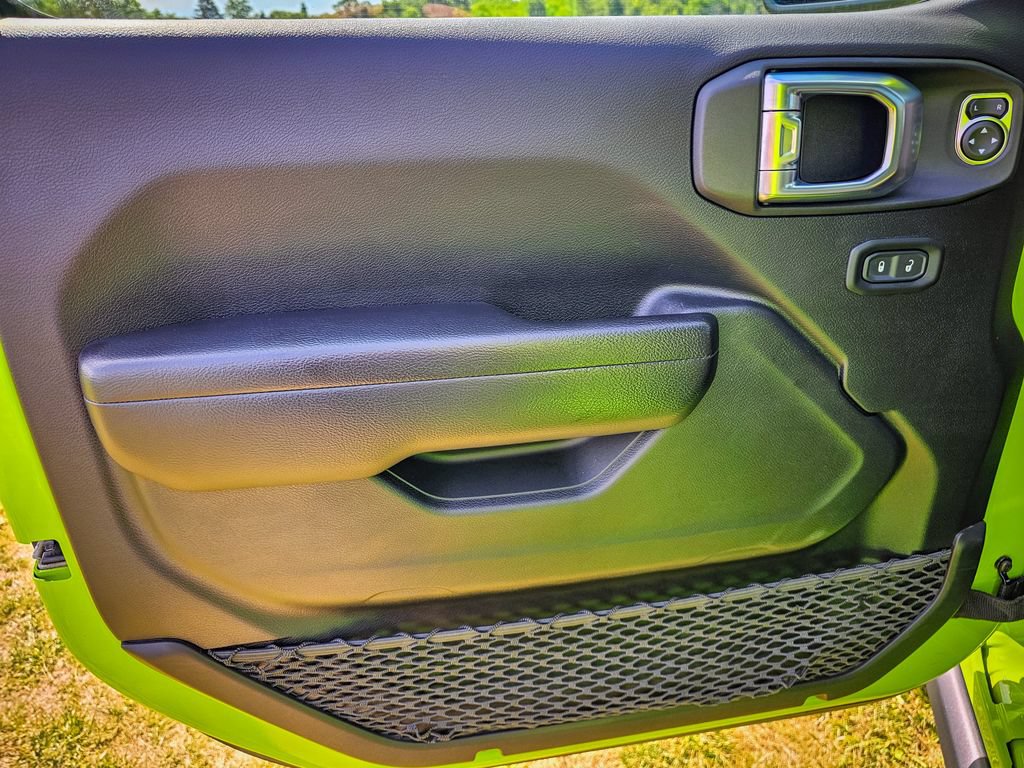 Used 2021 Jeep Gladiator Mojave AWD/4WD image 13