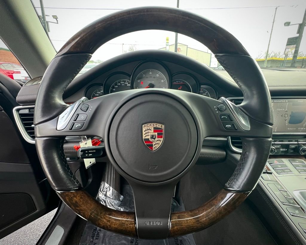 Used 2011 Porsche Panamera S image 34