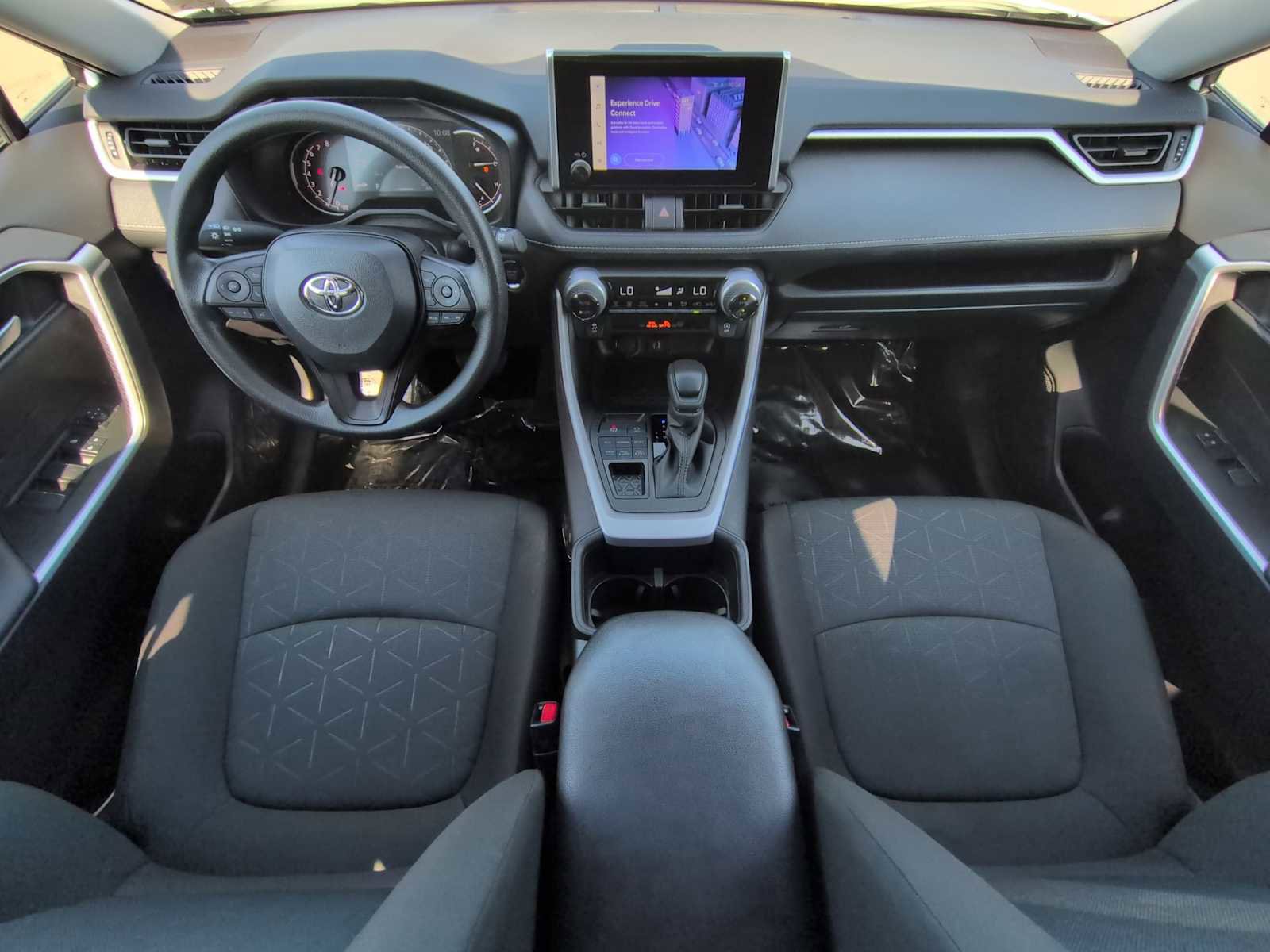 Used 2025 Toyota RAV4 XLE AWD/4WD image 16