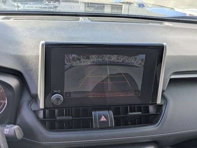 Used 2024 Toyota RAV4 LE AWD/4WD image 22