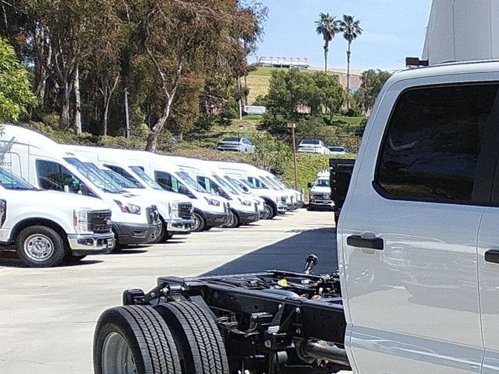 New 2026 Ford F550 2WD Crew Cab Super Duty image 17