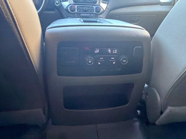 Used 2019 Chevrolet Tahoe Premier AWD/4WD image 18