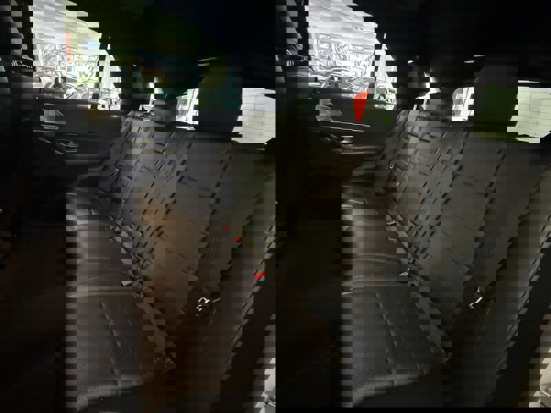 Used 2022 Mercedes-Benz GLE 450 4MATIC w/ AMG Line Exterior image 19