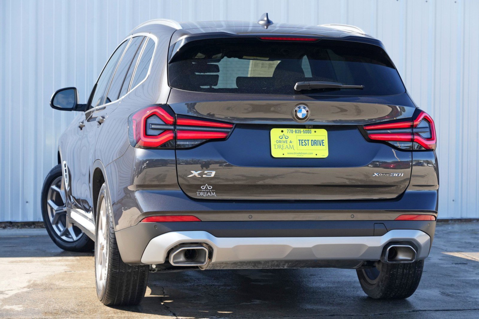 Used 2024 BMW X3 xDrive30i w/ Premium Package w/ZPA image 6