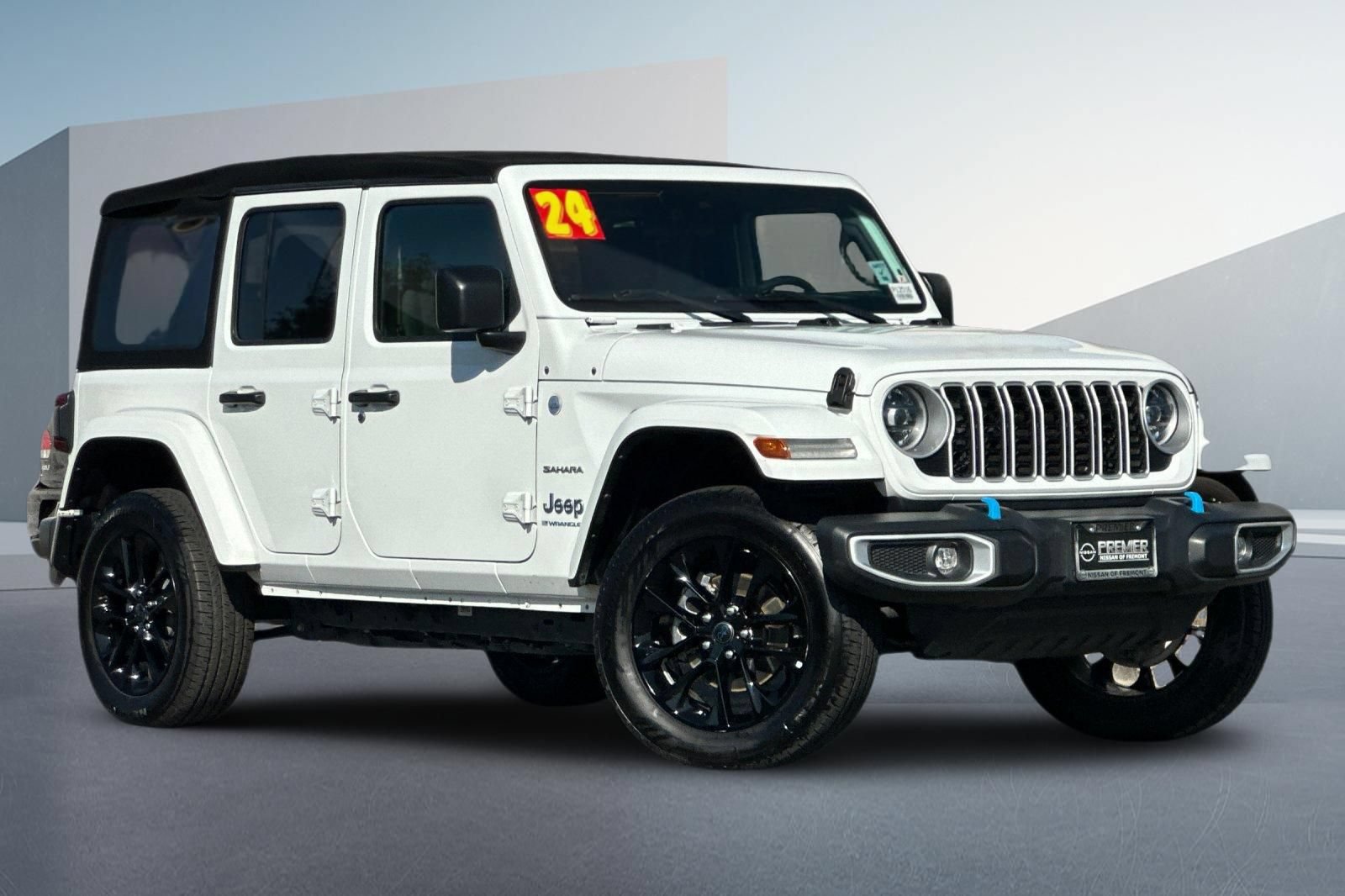 Used 2024 Jeep Wrangler Unlimited Sahara AWD/4WD video 2