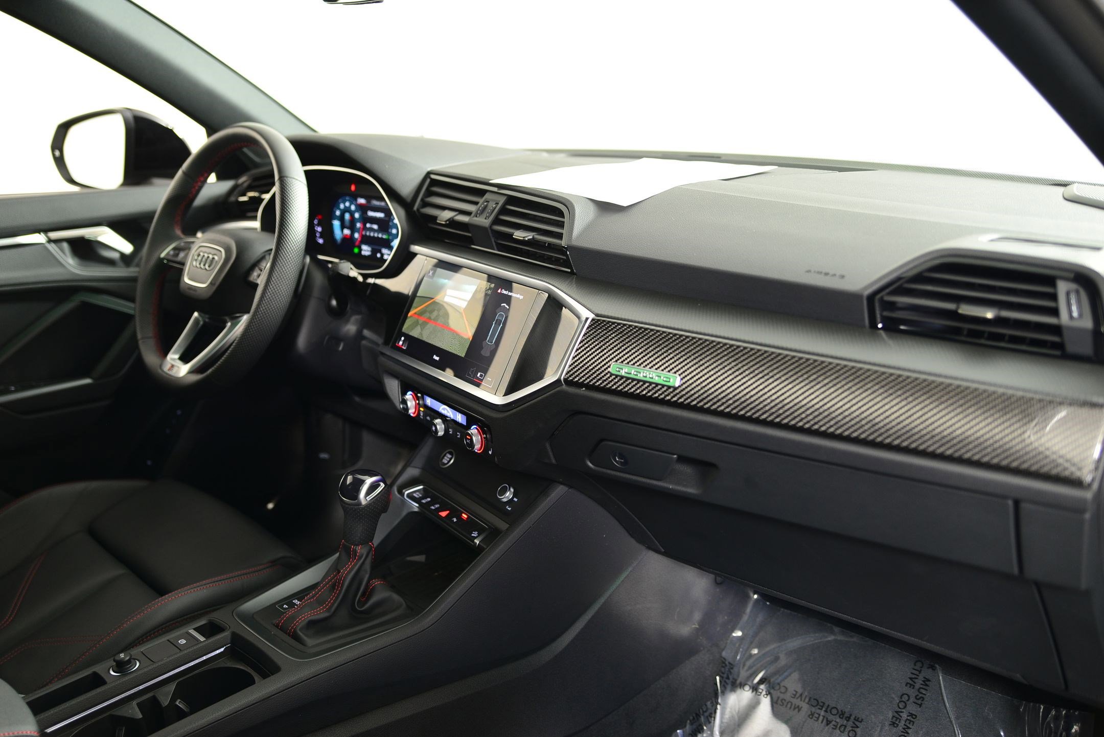 Certified 2025 Audi Q3 2.0T Premium Plus w/ Premium Plus Package image 21