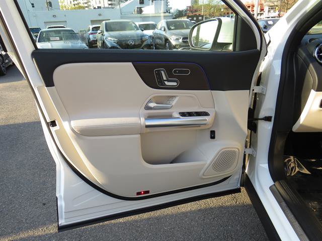 Used 2026 Mercedes-Benz GLA 250 4MATIC image 12