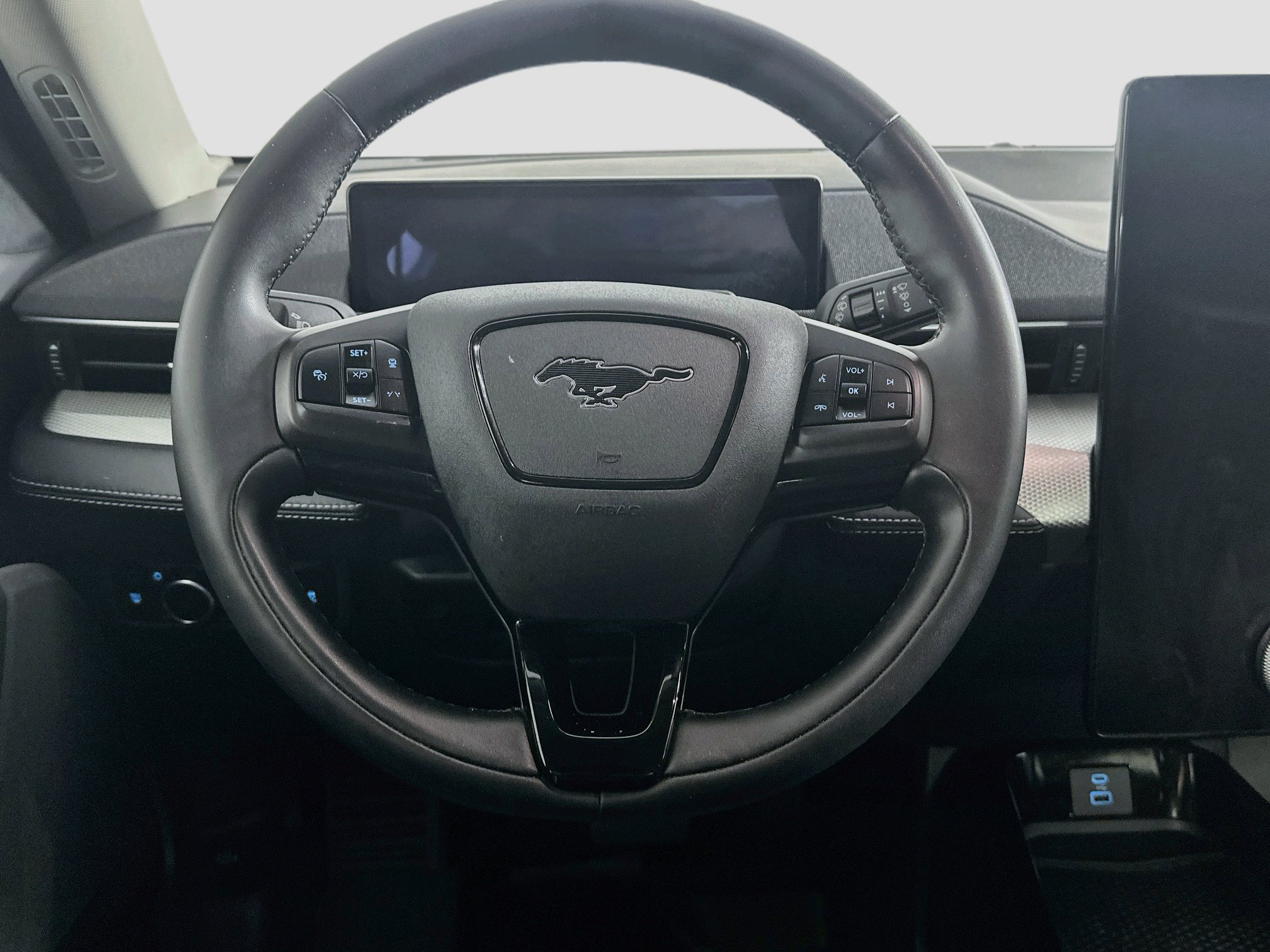 Used 2023 Ford Mustang Mach-E Select RWD image 18
