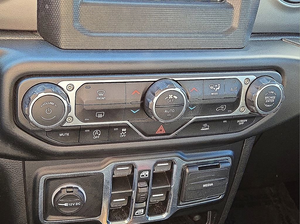 Used 2021 Jeep Wrangler Unlimited Sport image 22