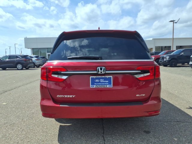 Used 2024 Honda Odyssey Elite image 6
