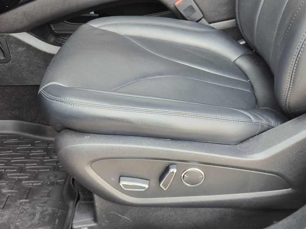 Used 2019 Lincoln Nautilus Reserve w/ Cargo Utility Package image 25