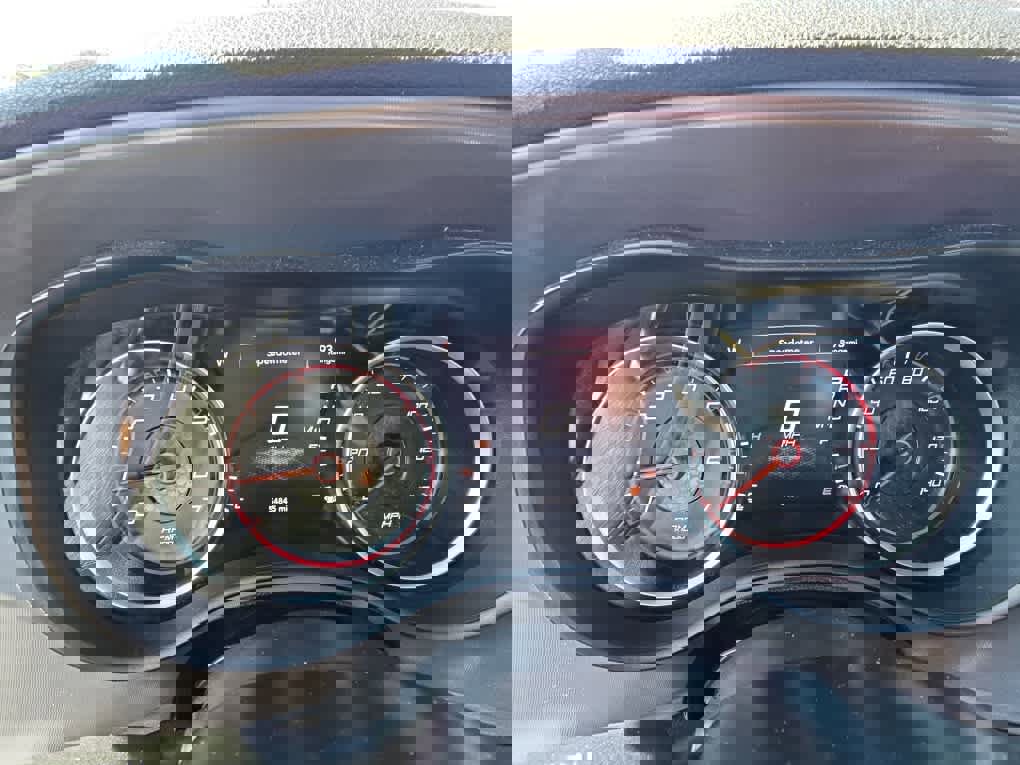 Used 2023 Dodge Charger SXT image 16