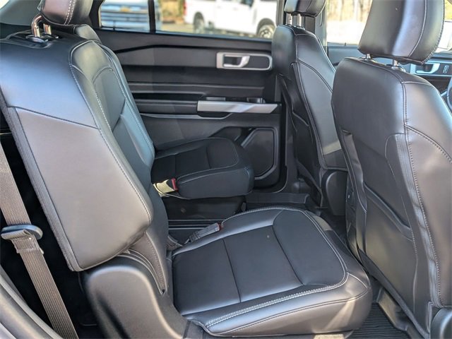 Used 2023 Ford Explorer XLT w/ Equipment Group 202A image 35