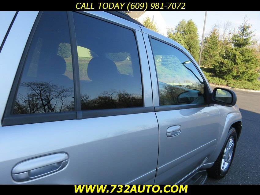 Used 2008 Chevrolet TrailBlazer LT w/ Sun And 6-Disc Cd Package AWD/4WD image 20