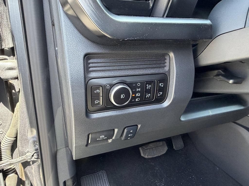 New 2026 Ford F250 Lariat w/ FX4 Off-Road Package AWD/4WD image 28