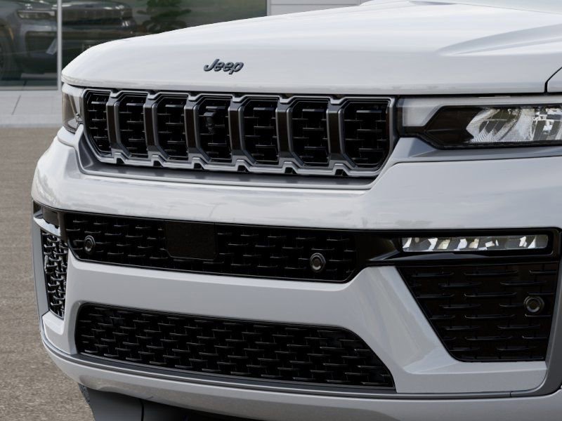 New 2026 Jeep Grand Cherokee Summit AWD/4WD image 11